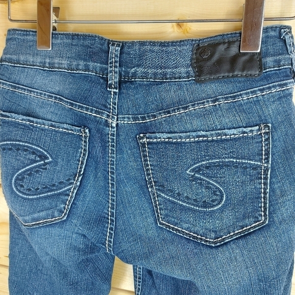 📣2/40$📣 SILVER SUKI Capri stretch jeans size 27 - Picture 6 of 8